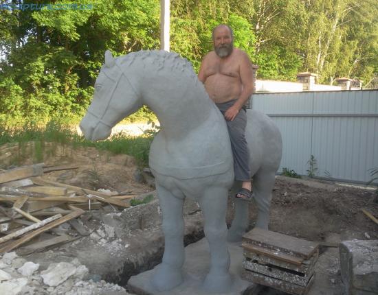 Статуя коня image 5